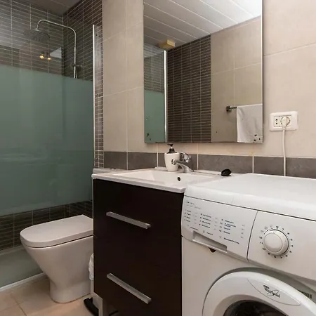 Park Santiago Iv 69 - Two Bed With Large South Facing Balcony *